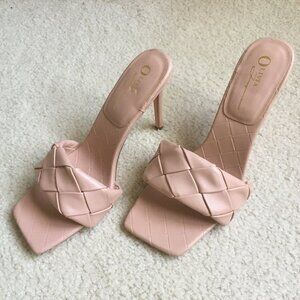 Beige braided mules - size 8 1/2 - NEW!